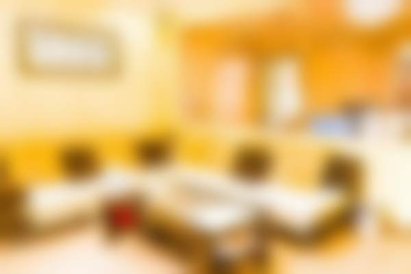【吉林市嘉美口腔门诊部交通路线与周边停车指南】