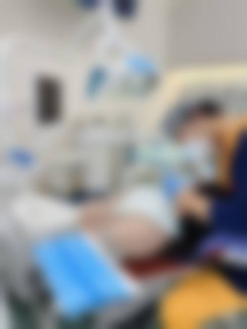 【武汉大众口腔(锦绣龙城店)前列技术设备与院感环境】
